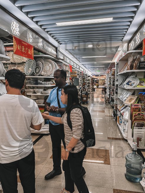 Mingta en la Feria de Yiwu